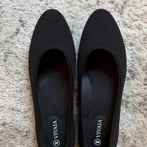 VIVAIA Women's Elegant Black Loafers